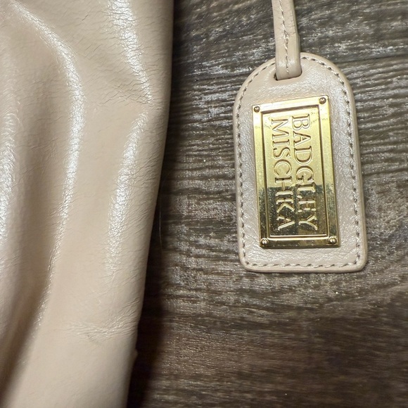 Badgley Mischka EUC large light light pick/Ivory leather Tote Bag - Picture 6 of 15